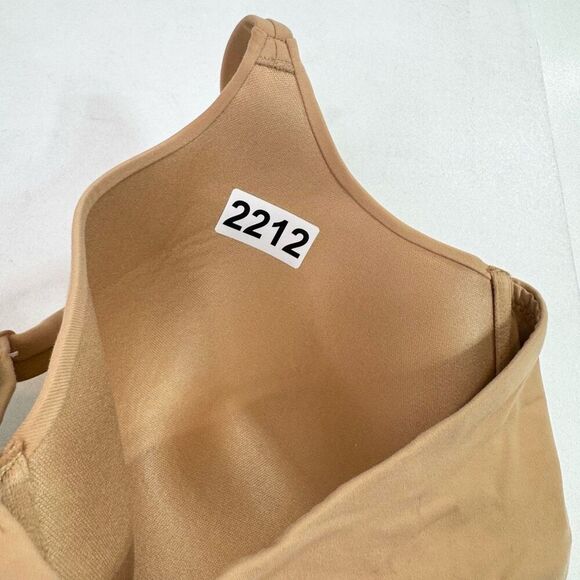 SKIMS Tee Shirt Demi Bra Womens 44C Ochre Nude Adjustable New - Picture 8 of 8